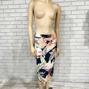 Ann Taylor Palm‎ Tropical Hibiscus Pencil Skirt - Size 4